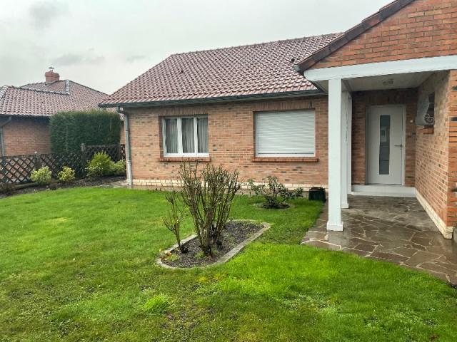 Fenêtres, porte d'entrée aluminium blanches et volets motorisés à Courrières